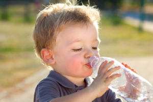 child-drinking-water